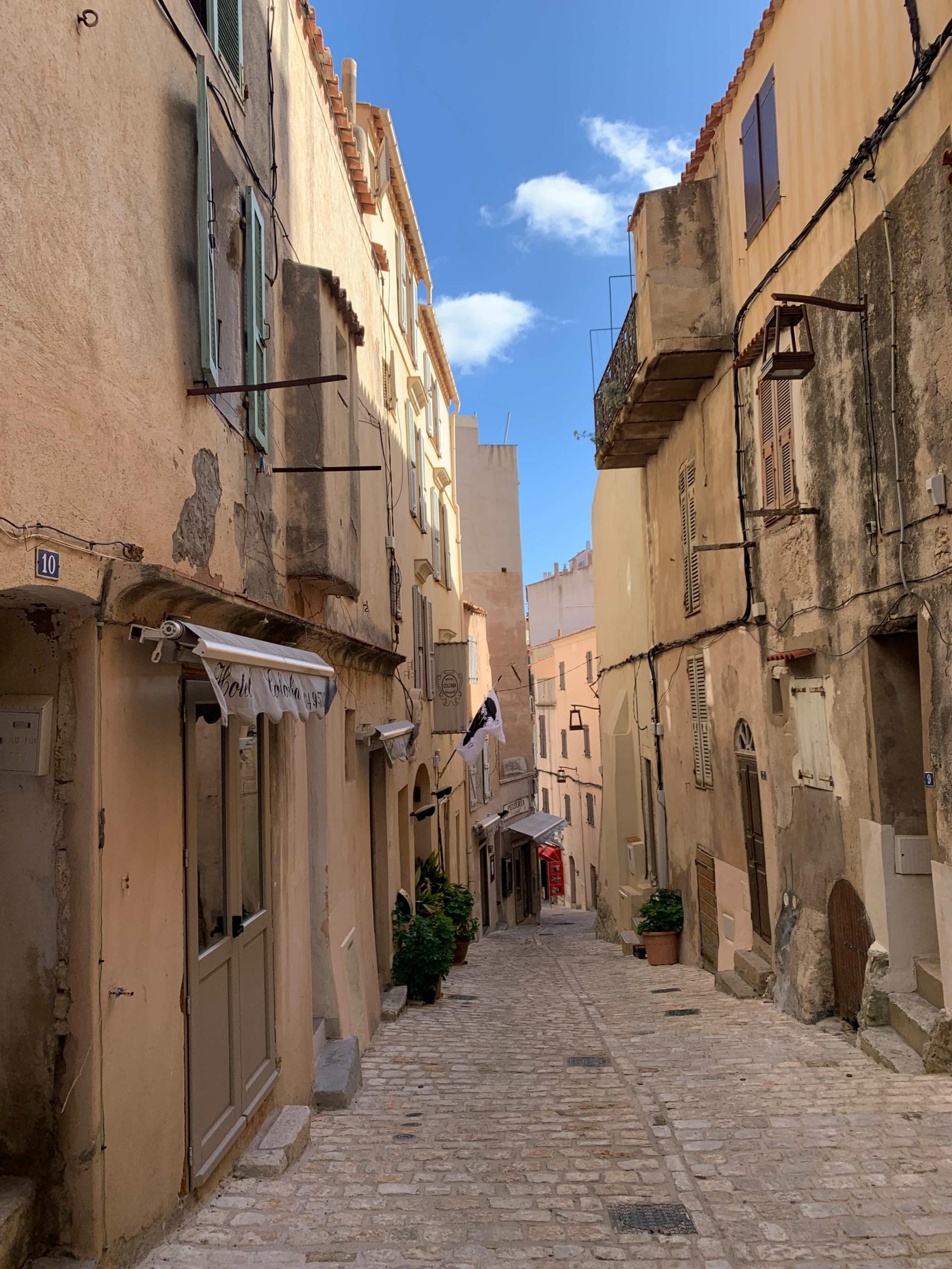 Rue de Bonifacio - SMAYL Corsica