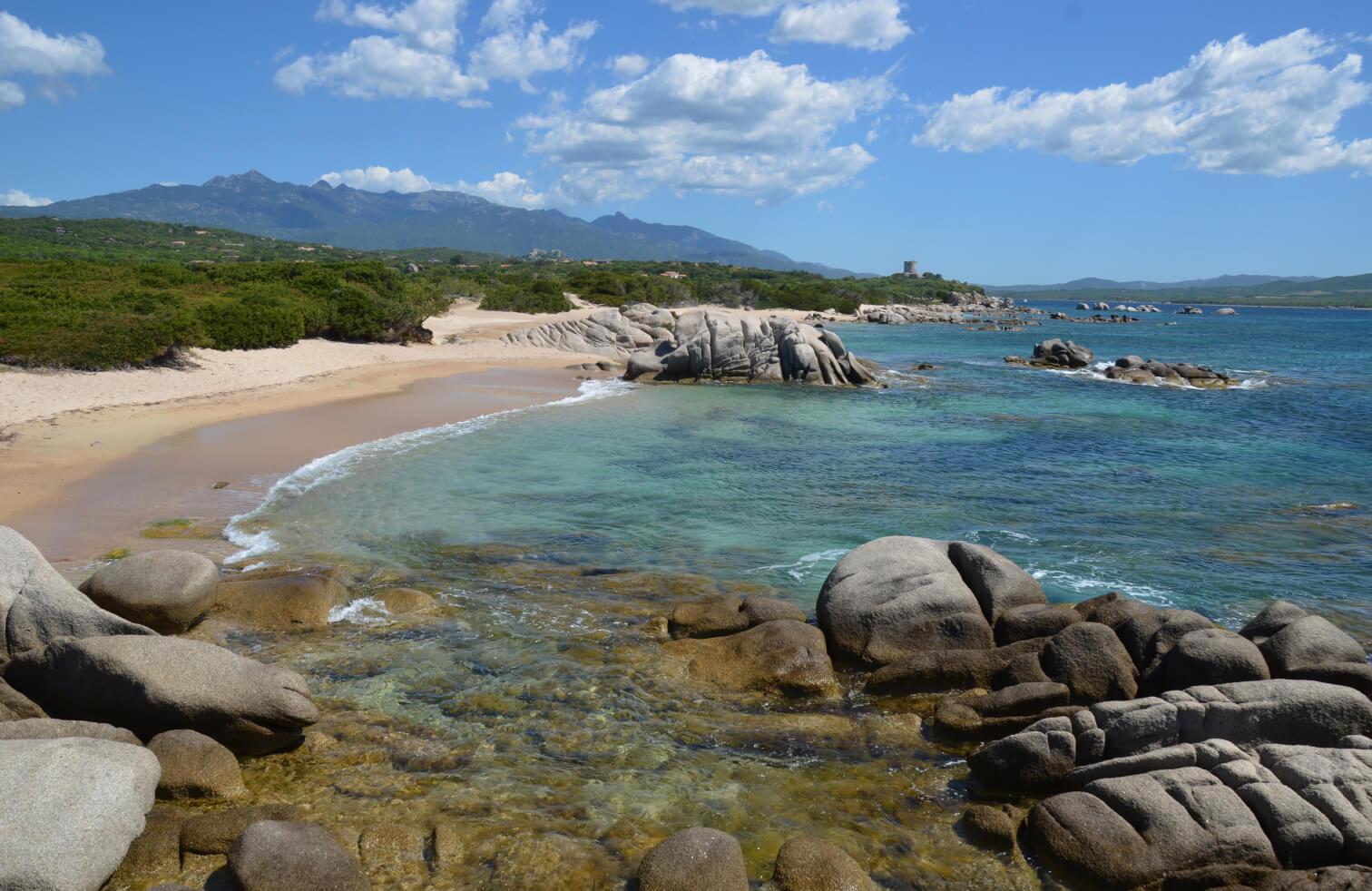 Plage proche de l'appartement 103 - SMAYL